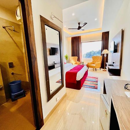 Ganges Blossam - A Four Star Luxury Hotel & Resort Haridwār المظهر الخارجي الصورة