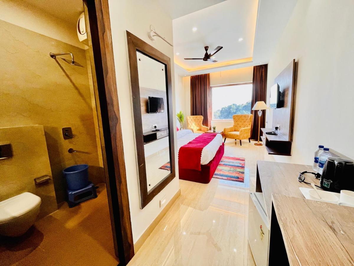 Ganges Blossam - A Four Star Luxury Hotel & Resort Haridwār المظهر الخارجي الصورة
